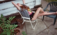 21_18colleen-durkin-photography-summer-chairs.jpg